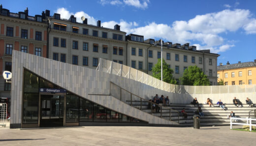 Ingång till tunnelbana odenplan