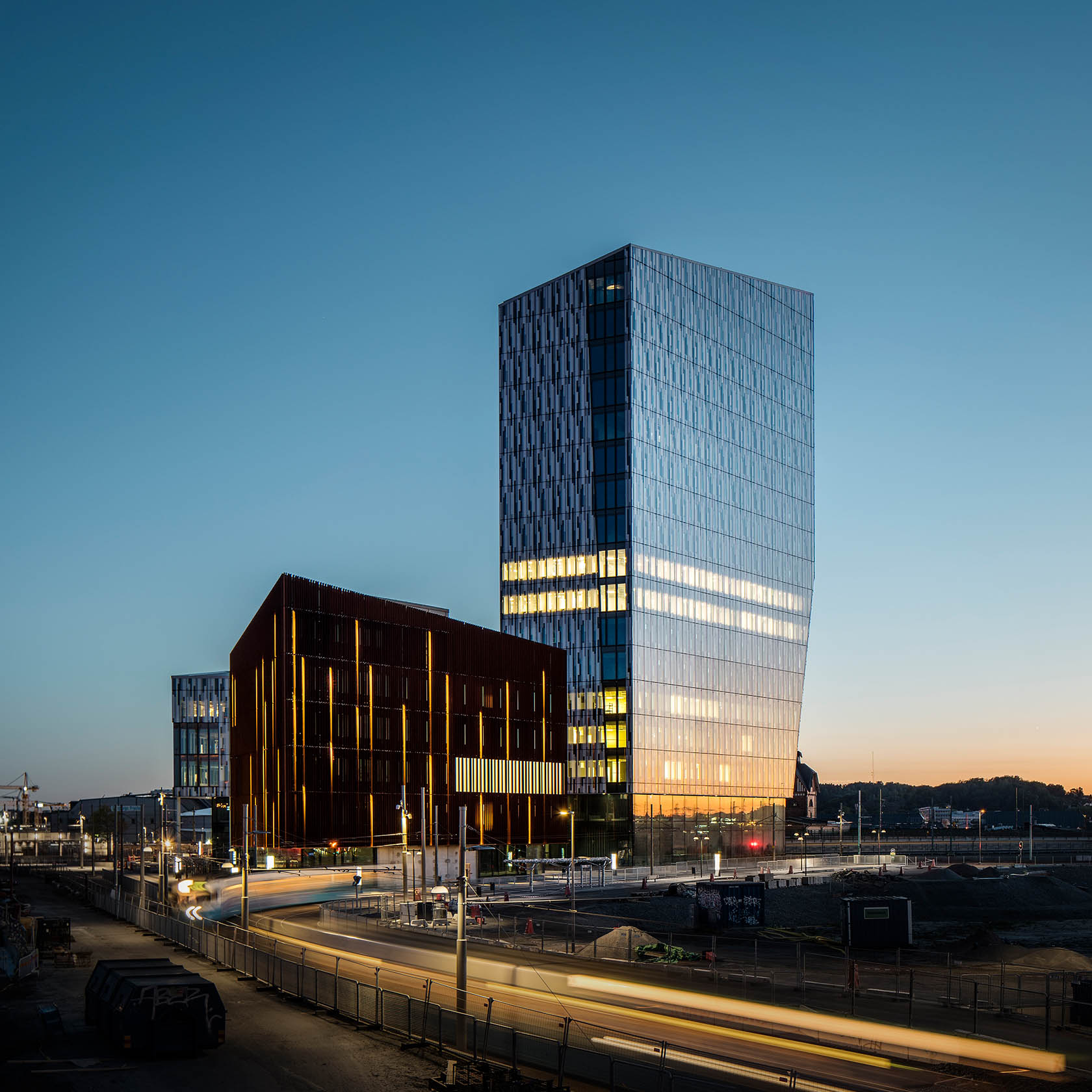 Bild på Gamlestadens resecentrum i skymning