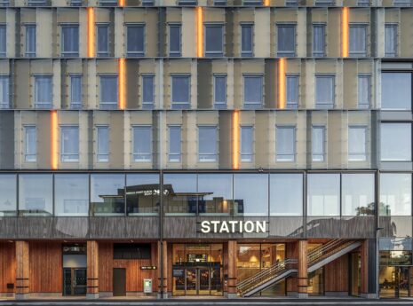 Växjö station fasad