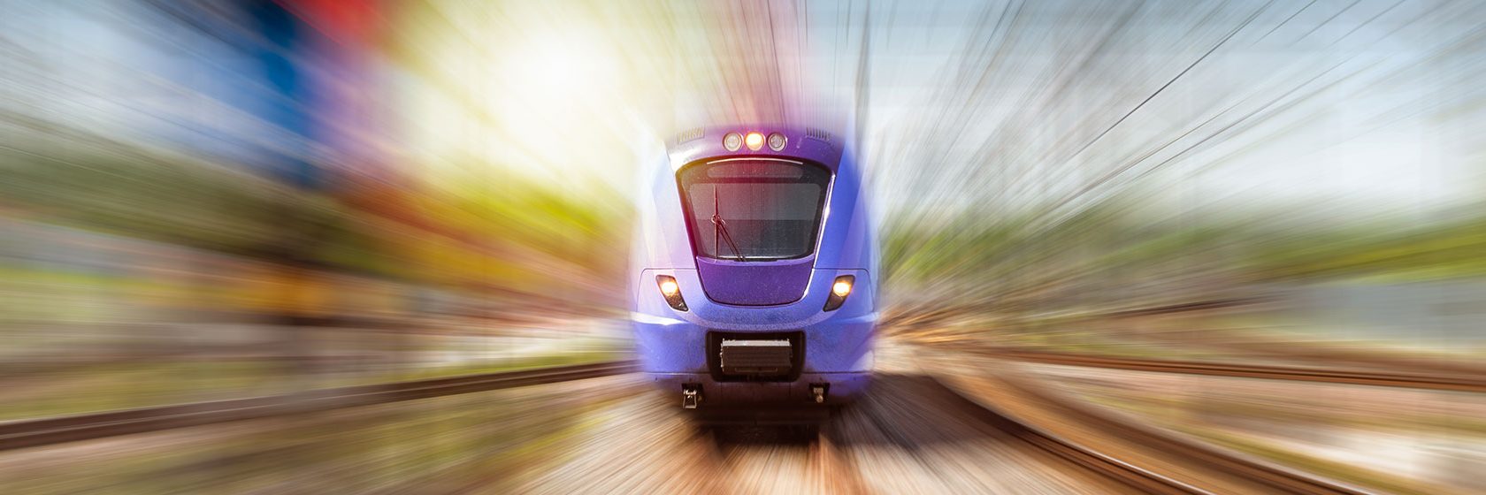 Snabbt tåg framifrån