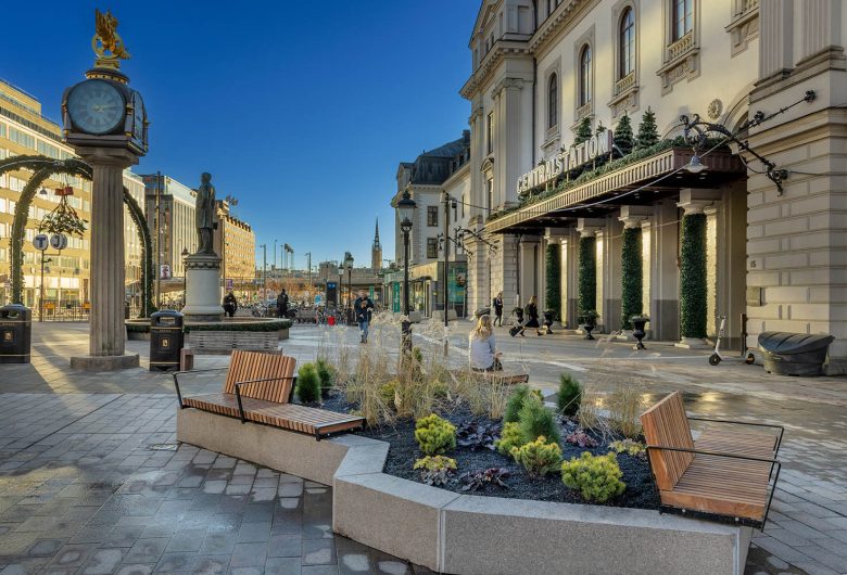 Cantralplan i Stockholm - torg med grönska