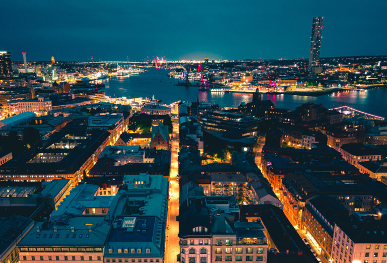 Flygplansbild över Göteborg på natten