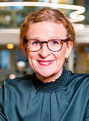Porträttfoto på Helena Liljegren
